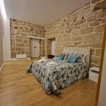 Main House Solar Dos Condes Da Azenha * Fonte Arcada