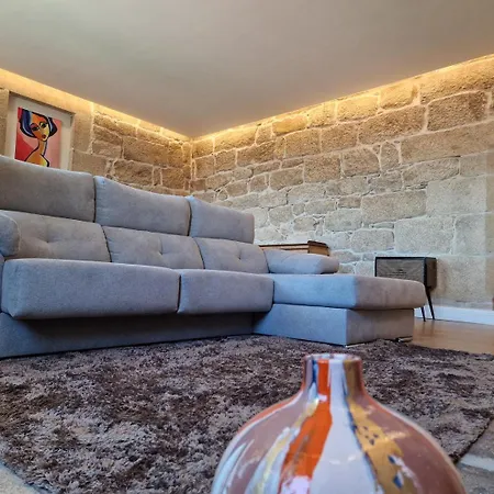 Main House Solar Dos Condes Da Azenha * Fonte Arcada