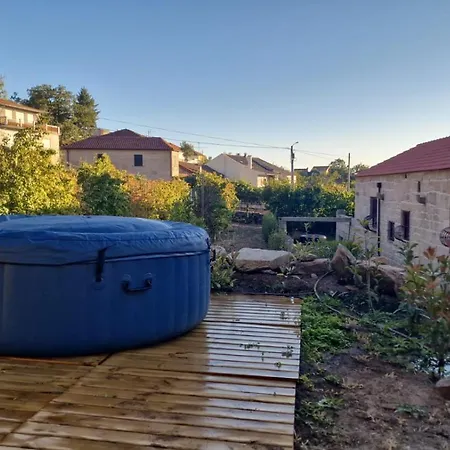 Main House Solar Dos Condes Da Azenha * Fonte Arcada