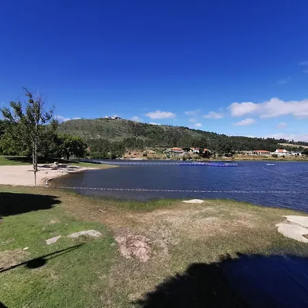 Main House Solar Dos Condes Da Azenha * Fonte Arcada