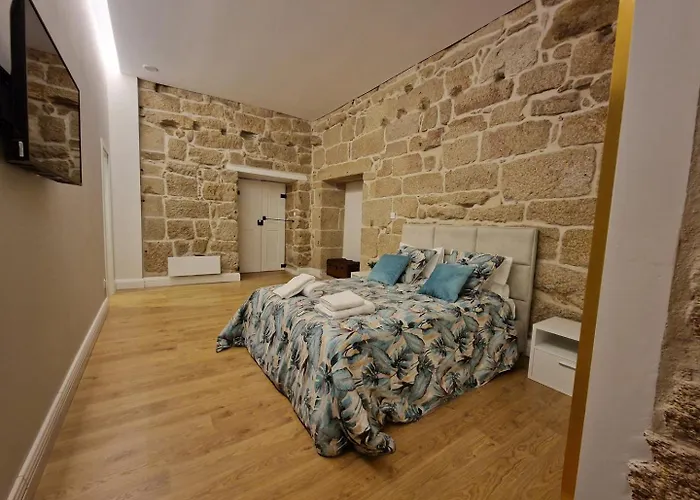 Main House Solar Dos Condes Da Azenha * Fonte Arcada