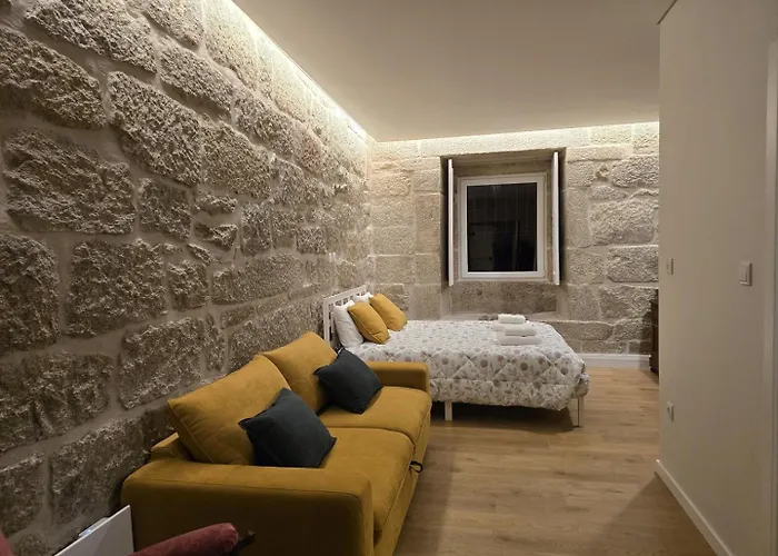 Main House Solar Dos Condes Da Azenha * Fonte Arcada