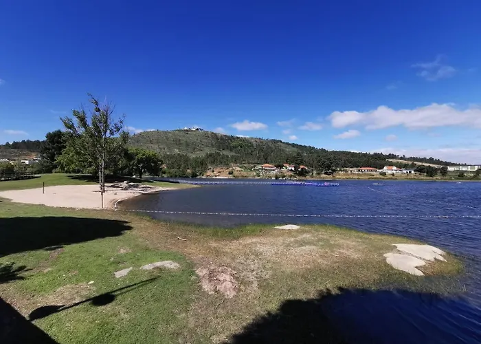 Main House Solar Dos Condes Da Azenha * Fonte Arcada